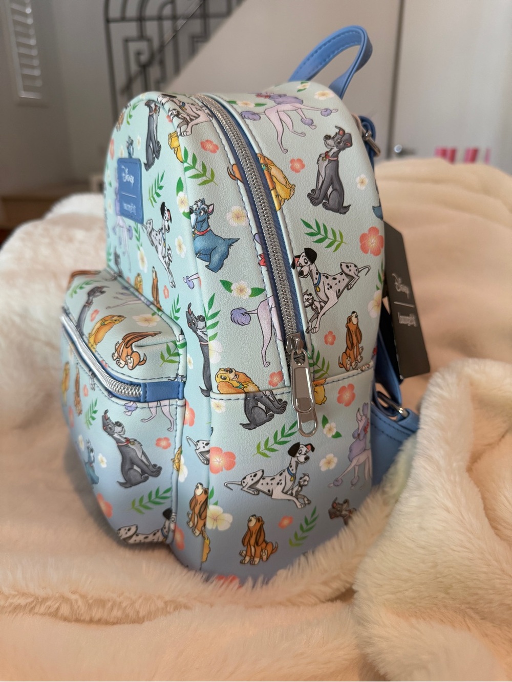 Loungefly Disney mini backpack Disney dogs Dalmatians lady and the tramp - Picture 2 of 4